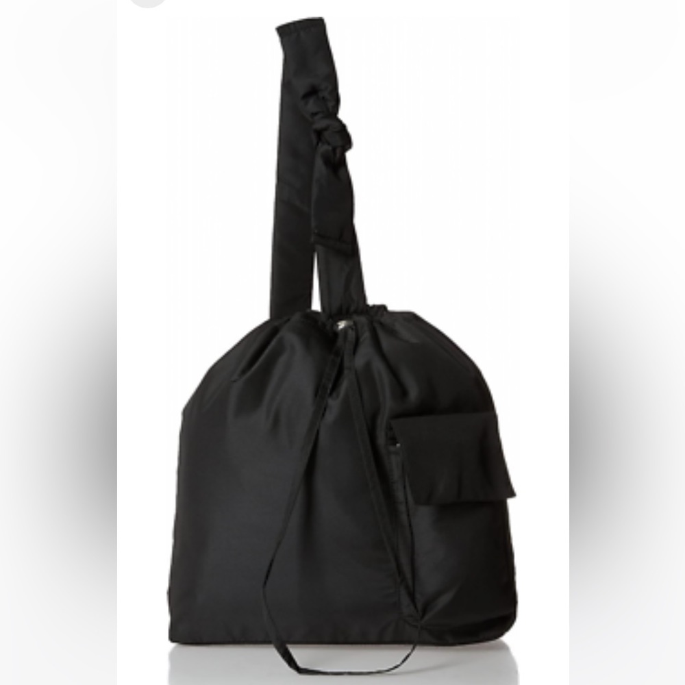 NWT Lucky Brand Zayd Sling bag ♥️
